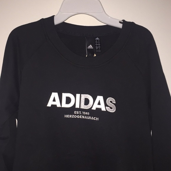 Last 1 ⭐️ BRAND NEW W/TAG ADIDAS CREWNECK SWEATER - Picture 2 of 6